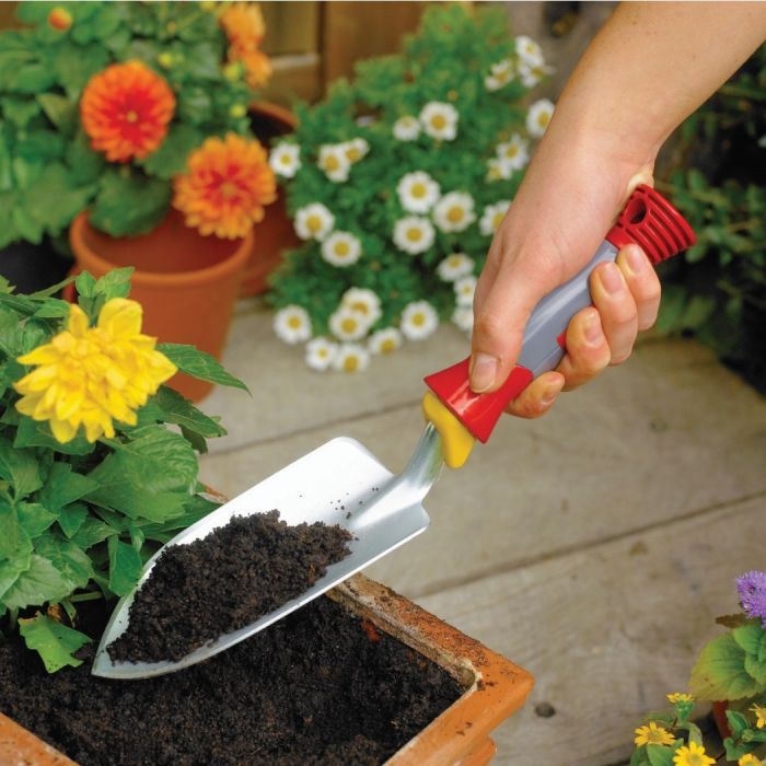 Wolf Garten 7cm Wide Trowel with fixed handle| Official UK Stockist